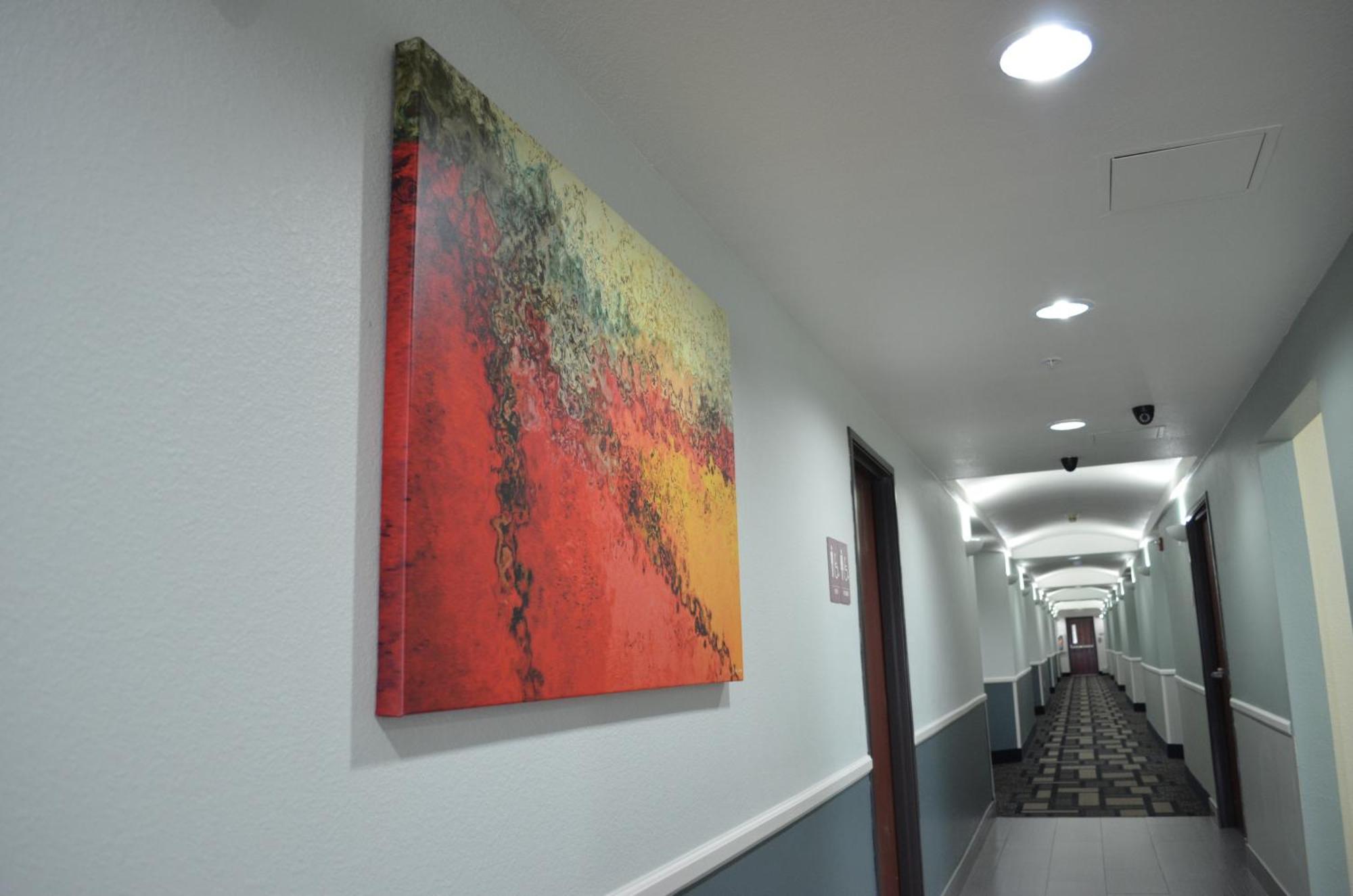 Hotel Super 8 By Wyndham Irving/dfw Apt/north Irving