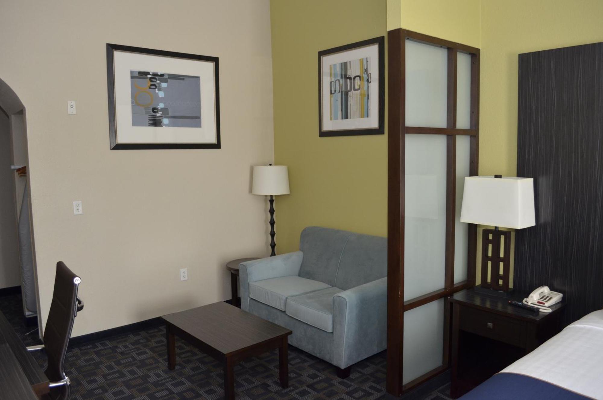 Super 8 By Wyndham Irving/dfw Apt/north 3*